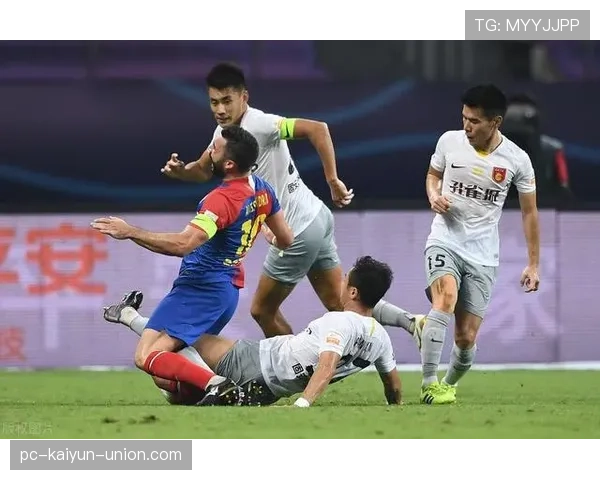 红牌判罚中的吐口水行为，规则到底怎么界定？