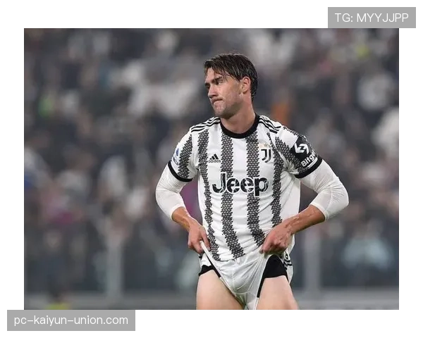 弗拉霍维奇如何利用定位球与空中优势破门？